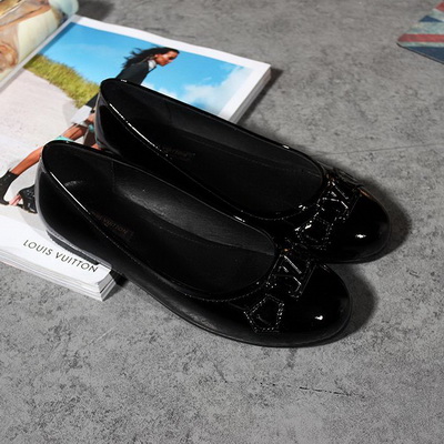 LV Shallow mouth flat shoes Women--004